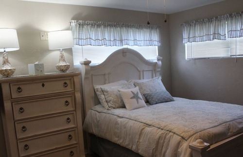 Holly Hill House | Great Family Vacation Home with private pool