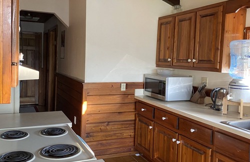 Suwannee House | Great Florida Fishing 3br 2bath Waterfront Private Docks Deck Boat to Ocean!