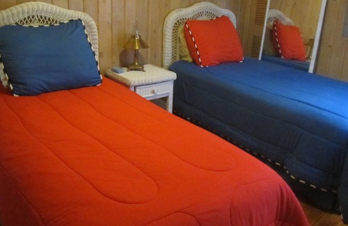 Lubbers Quarters Cay House | Great for boaters 55' Bonus full back up generator!