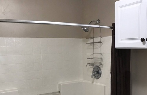 Stanislaus County House | Great for traveling nurses ! You will not be disappointed with your lodging .