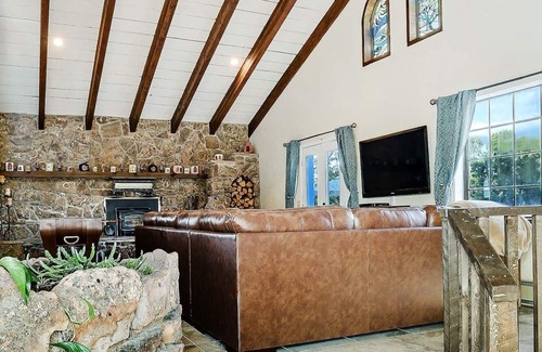 West Alameda House | Great for Traveling professionals? Perfect for longer stays!