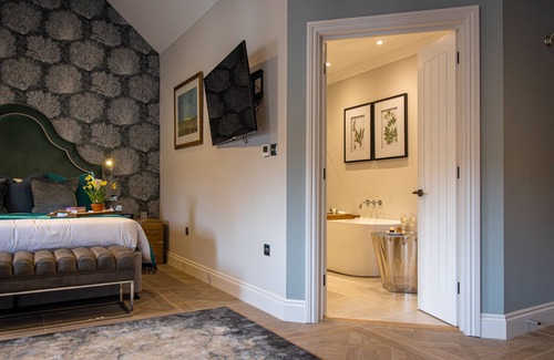 Runnymede Hotel | Great Fosters - A Small Luxury Hotel
