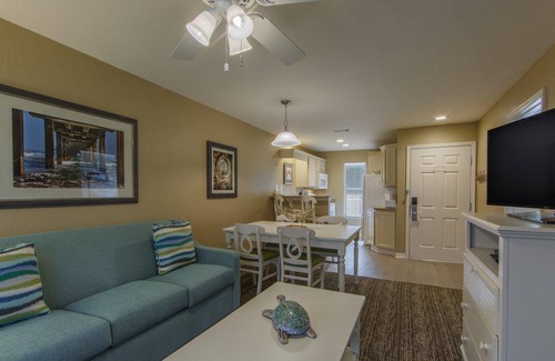 Galveston Resort | Great Galveston getaway resort. Has all the amenities and more.