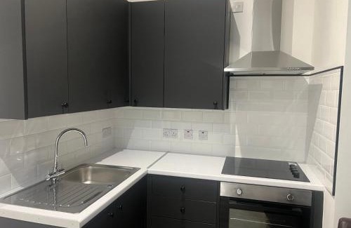 West Ealing Apartment | Great Ground Floor Studio Flat