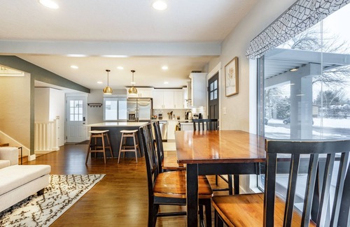Millcreek House | Great Home Minutes to Airport, Interstates, Mountains, Park City, & Ski Resorts!