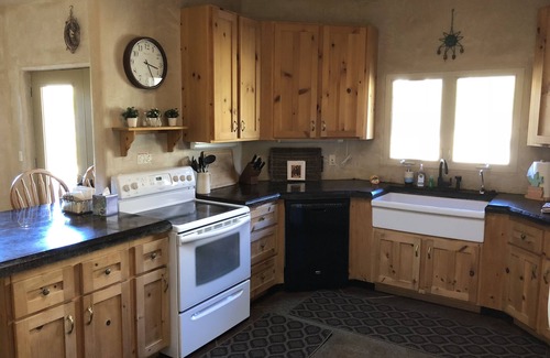 Hurricane House | Great Home to Relax, unwind and Rejuvenate. Get connected to nature!