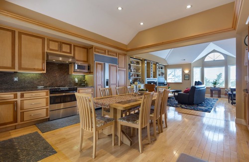 Sugarloaf House | Great Home With Views Of S.F. Bay