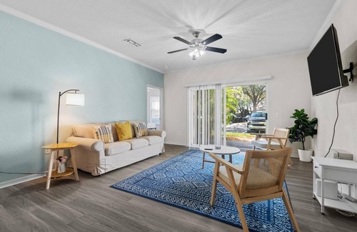 Southside Apartment | Great Location - A Perfect Place to Stay