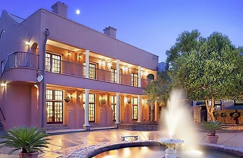 Charleston Historic District Resort | Great location for Cooper River Bridge Run