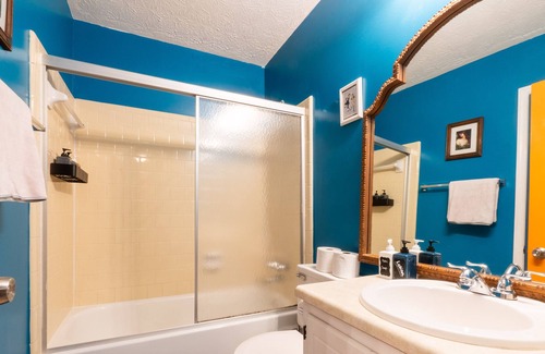 Jonesboro House | Great location home with theater room and foosball table