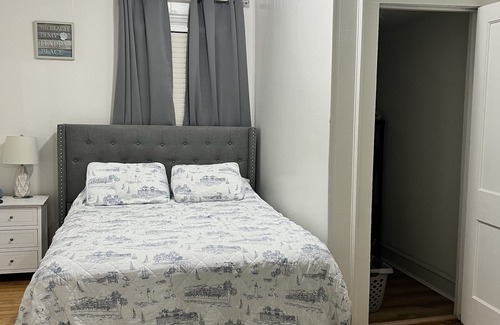 Fox Hill - Grandview House | Great location. Linens included!
