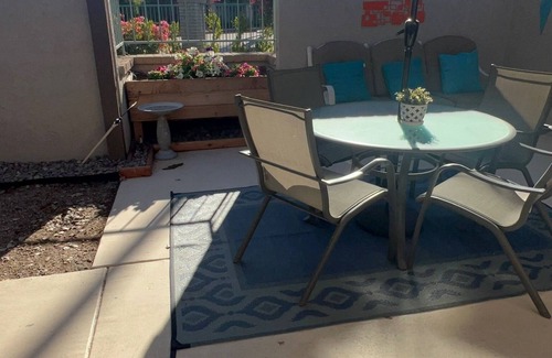 Sunrise Vista Chino Condo | Great location to explore! Palm Springs Condo with Pickleball, Pools and more