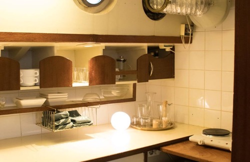 Amsterdam East Boat Rental | Great luxury authentic boat Amsterdam