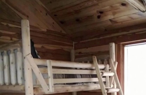 Fifty-Six Cabin | Great Oaks Cabins - Cabin 2.
