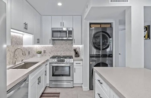 Deepwell Estates Condo | Great Palm Springs Oasis 2 miles from downtown!