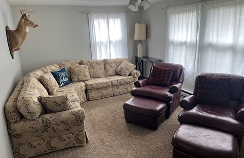 Oak Harbor House | Great place if you’re Fishing, Birding,or going to the Islands