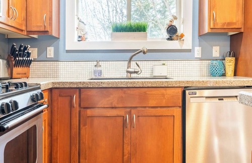 Beaverton House | Great Place To Come Stay