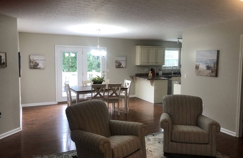 Russell Springs House | Great place to gather near Lake Cumberland