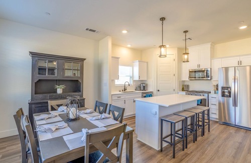 Visalia House | Great place to stay on your day trip to the Sequoias.