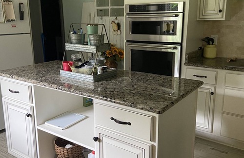 Eclectic House | Great rental right in Eclectic area