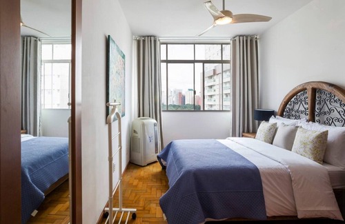 Higienopolis Apartment | ⋆ Great Reviews, Free Parking , 2 Smart TVs n Streaming