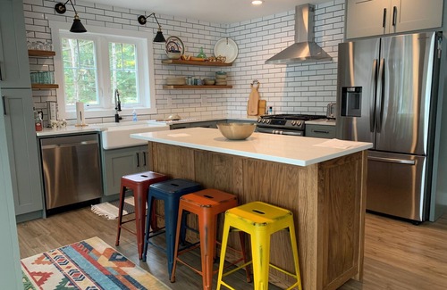 Northville Cottage | Great Sacandaga Lake- Free extra night over Labor Day wknd. Late Sun. checkout.