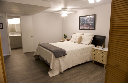 Peachtree City Apartment | Great Separate Apartment, 2 blocks from Lake Peachtree and golf cart paths!