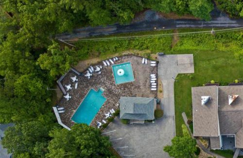 Chalet Village North House | Great Smoky Hideout