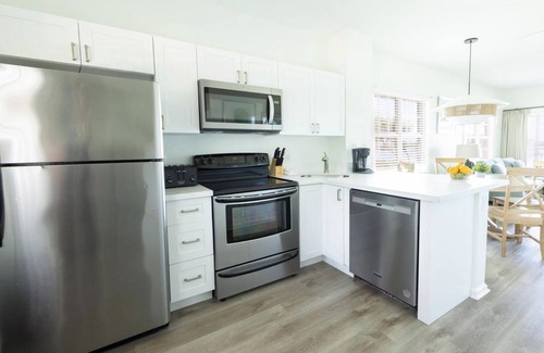 Marathon Hotel | Great Spot for Your Next Vacation! Amazing Unit w/3 Bedrooms, Balcony