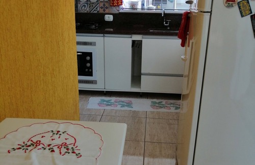 Caioba House | Great townhouse on the best beach in Caiobá, 03 bedrooms, Wi-Fi, air conditioning.