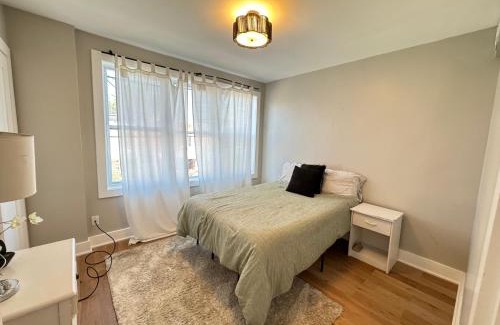Northeast Apartment | Great Updated 2BR Apartment in DC