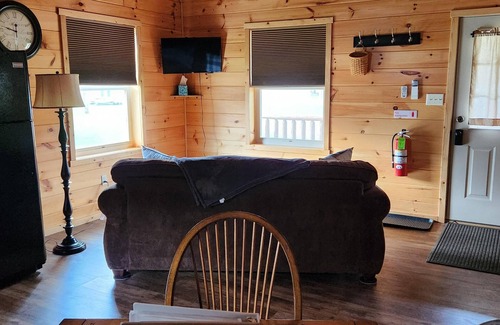 Wellsboro Cabin | Great Valley Cabin 1 - Cozy Retreat with Pine Creek Access in the PA Wilds