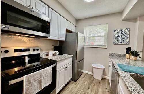 Middletown Apartment | Great Value New Middletown Apartment Free Laundry