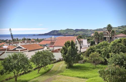 Praia da Vitoria Apartment | Great View Apartment AL
