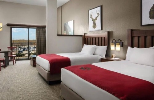 Concord Resort | Great Wolf Lodge Concord