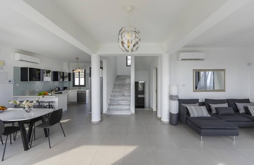Protaras Villa | Greco Hilltop Views in Paralimni