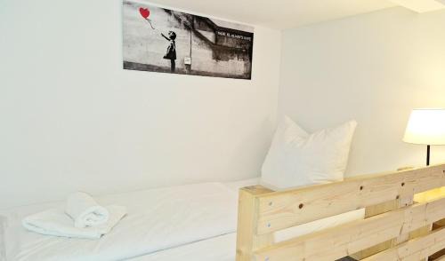 Neukoelln Apartment | Green Apartment KM2 XL Studio with terrace