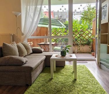 Ferencvaros Apartment | Green City Apartment Budapest - FREE GARAGE, AC, BALCONY, WI-FI