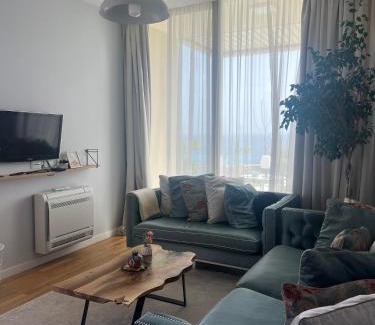 Jala House | Green Coast Palase 241