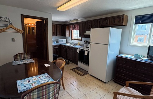 Old Orchard Beach Hotel | Green Dolphin Motel