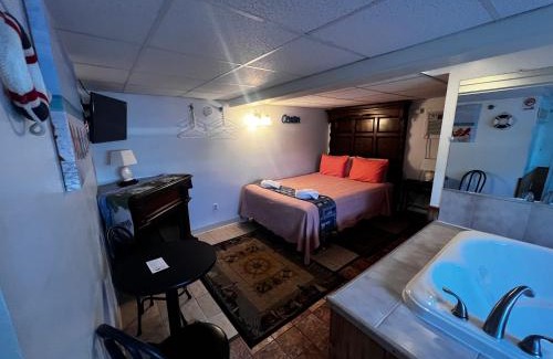 Old Orchard Beach Hotel | Green Dolphin