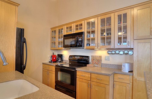 Rangeley Condo | Green Drake 5 - Gorgeous ski in ski out condo on Saddleback Mountain
