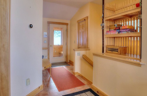 Rangeley Condo | Green Drake 5 - Gorgeous ski in ski out condo on Saddleback Mountain