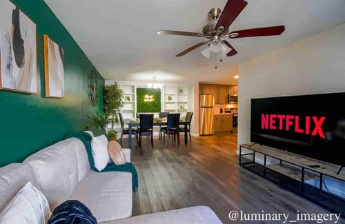 Columbus Apartment | Green Grove - 2BR Near Ft Moore