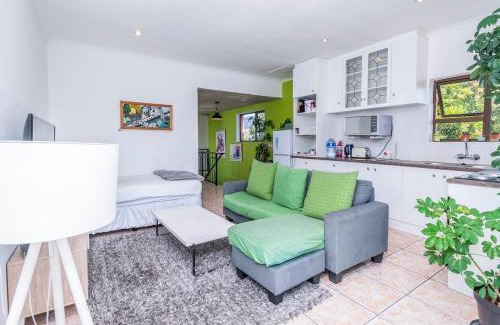 Milnerton Apartment | Green Haven Apartment in Milnerton