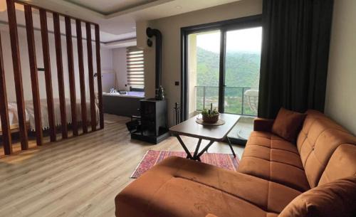 Ardesen Apartment | Green Hill Apart