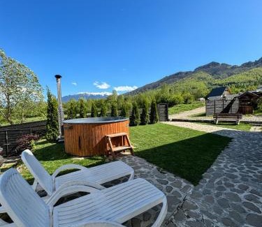 Moieciu Cabin | Green Hill Resort