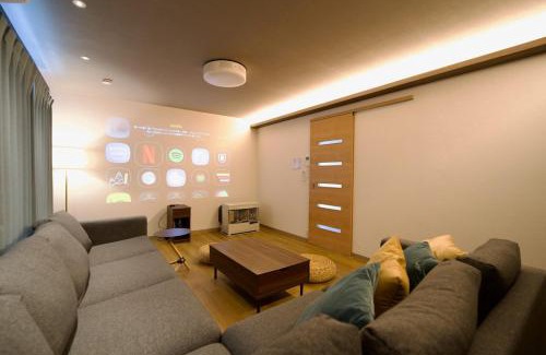 Minami House | Green Hills Sapporo 5 bedroom 10 beds 2 bath 2 free parking spaces