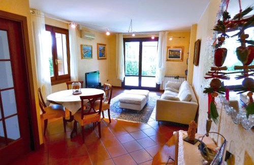 Rivoltella Apartment | Green House Desenzano