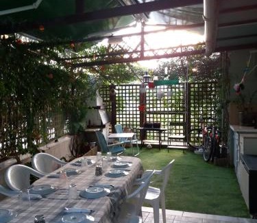 Nea Peramos Villa | Green House